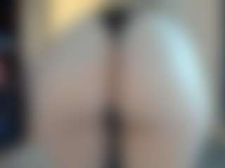 TawneyDarling's Live Sex Cam Show