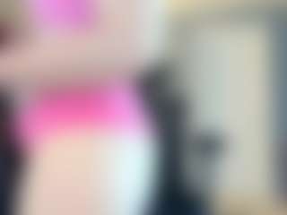 Live cam show with TawneyDarling - Dominant on Camsoda