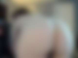 TawneyDarling's Live Sex Cam Show