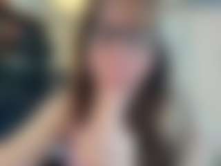 TawneyDarling's Live Sex Cam Show