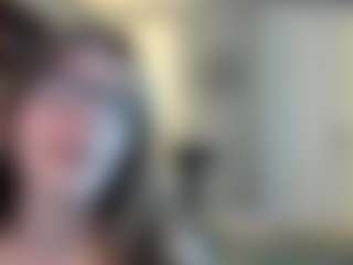 TawneyDarling's Live Sex Cam Show