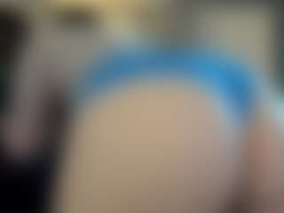 Live cam show with TawneyDarling - Big Ass on hotwifechat.live