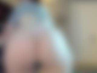 TawneyDarling's Live Sex Cam Show