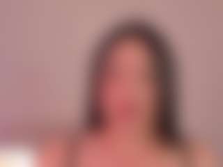Live cam show with emyli - Double Penetration on Dolls Live