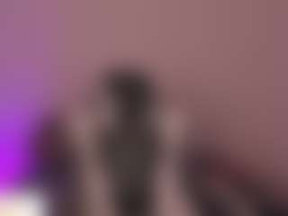 Live cam show with emyli - Hairy Pussy on livesuperchat.net