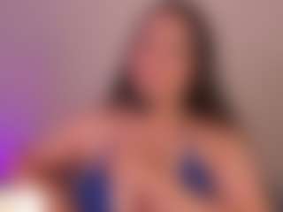 emyli's Live Sex Cam Show