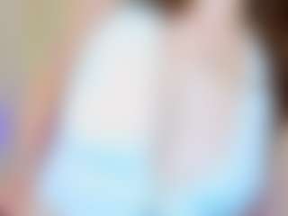 Live cam show with KimmmLi - Robe on StripNow