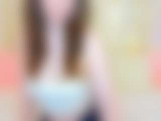 Live cam show with KimmmLi - Bikini on Camsoda