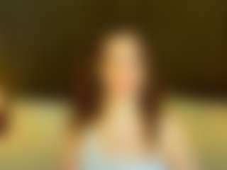 KimmmLi MILF webcam performer live streaming