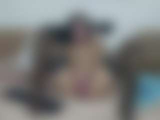 SquirterZoe's Live Sex Cam Show