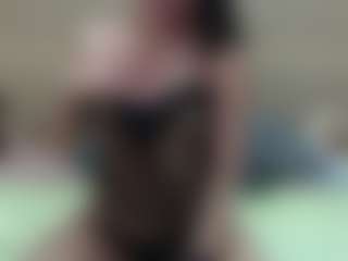 SquirterZoe's Live Sex Cam Show