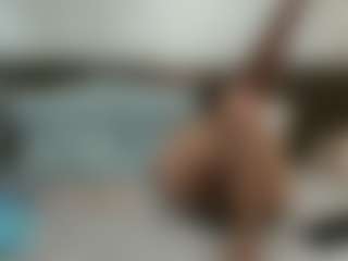 SquirterZoe's Live Sex Cam Show
