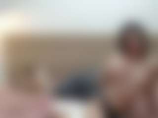 SquirterZoe's Live Sex Cam Show