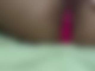 SquirterZoe's Live Sex Cam Show