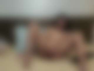 SquirterZoe's Live Sex Cam Show