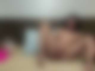 SquirterZoe's Live Sex Cam Show