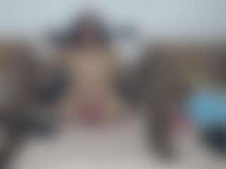 SquirterZoe's Live Sex Cam Show