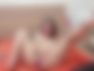 SquirterZoe's Live Sex Cam Show