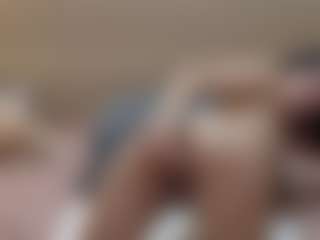SquirterZoe's Live Sex Cam Show