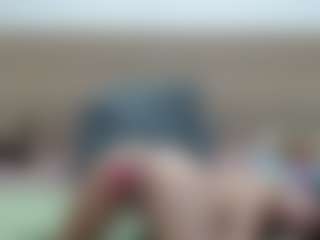 Live cam show with SquirterZoe - Brown Eyes on fuck-show.com