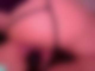 Ailinups's Live Sex Cam Show