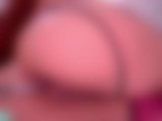 Ailinups's Live Sex Cam Show