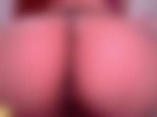 Ailinups's Live Sex Cam Show