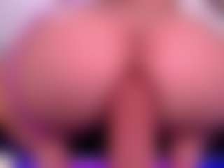 Live cam show with Ailinups - Lush on studioflirtlive.com