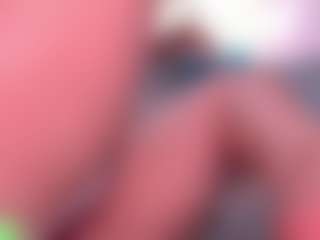Live cam show with Ailinups - Normal on SmokeAndPoke