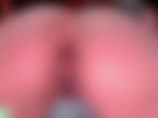 Live cam show with Ailinups - Normal on Mixed Magazine Live