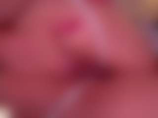 Ailinups's Live Sex Cam Show