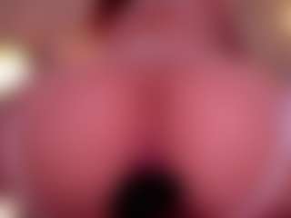 Ailinups's Live Sex Cam Show