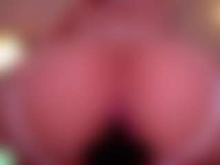 Ailinups's Live Sex Cam Show