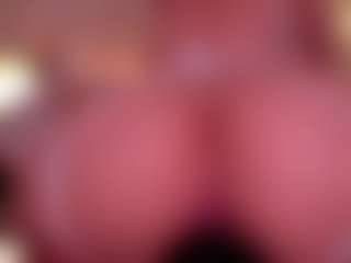 Ailinups's Live Sex Cam Show