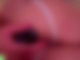 Ailinups's Live Sex Cam Show