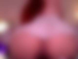 Live cam show with Ailinups - Lush on Camsoda
