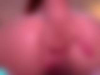 Ailinups's Live Sex Cam Show