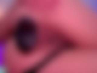 Ailinups's Live Sex Cam Show