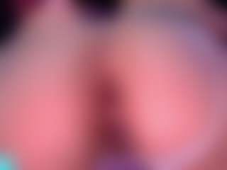 Live cam show with Ailinups - Red Hair Teen (18+) on intimatelivegirls.com