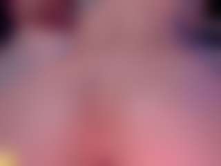Live cam show with Ailinups - Squirt Teen (18+) on live18s.com