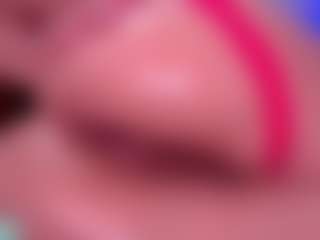 Live cam show with Ailinups - Curly Hair on sexylive.show