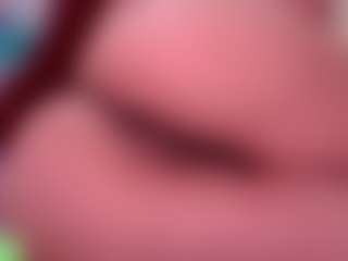 Ailinups's Live Sex Cam Show