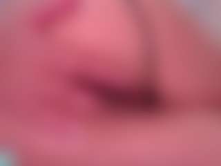 Ailinups's Live Sex Cam Show