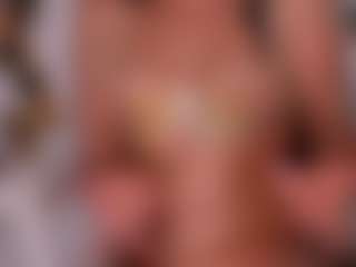 Live cam show with Scarlett-Sanders - Small Tits on makecum.org
