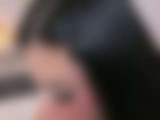 Live cam show with Emma - Handjob on Camming Site