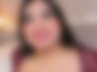 Live cam show with Emma - Hairy Pussy on StripNow