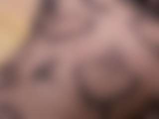 Live cam show with Emma - Handjob on TeamSkeetLive