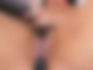 Live cam show with Emma - Hairy Pussy on Camversity