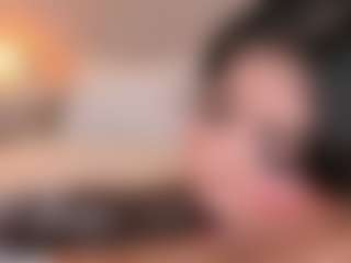 Live cam show with Emma - Hairy Pussy on hrnylive.com