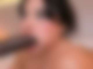 Live cam show with Emma - Strip on madthumbs
